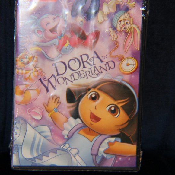 NWT**BUNDLE** 3 MOVIE PACK- Dora the Explorer - Picture 3 of 4